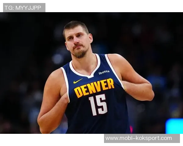 张佳玮解析库里无球与约基奇有球的完美结合SGA与077的持球能力对比文班的防守实力分析